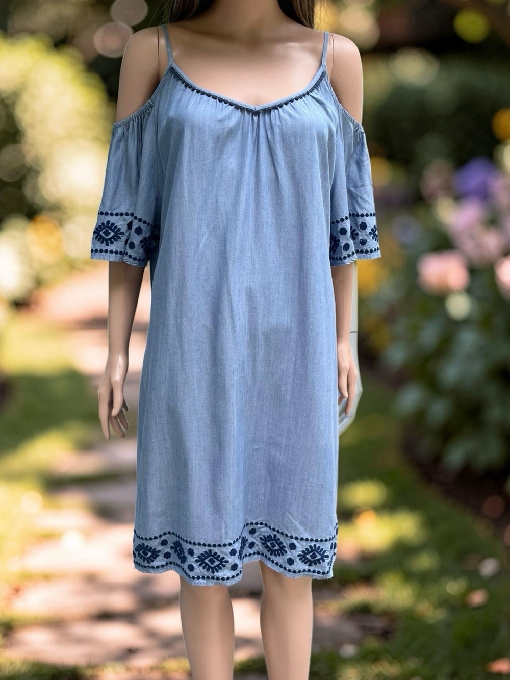 Tommy Bahama Blue Tencel Cold Shoulder Embroidered Dress Size Large